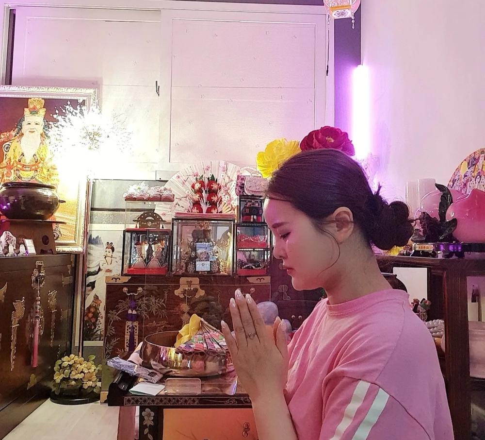 탈북무당 서리화